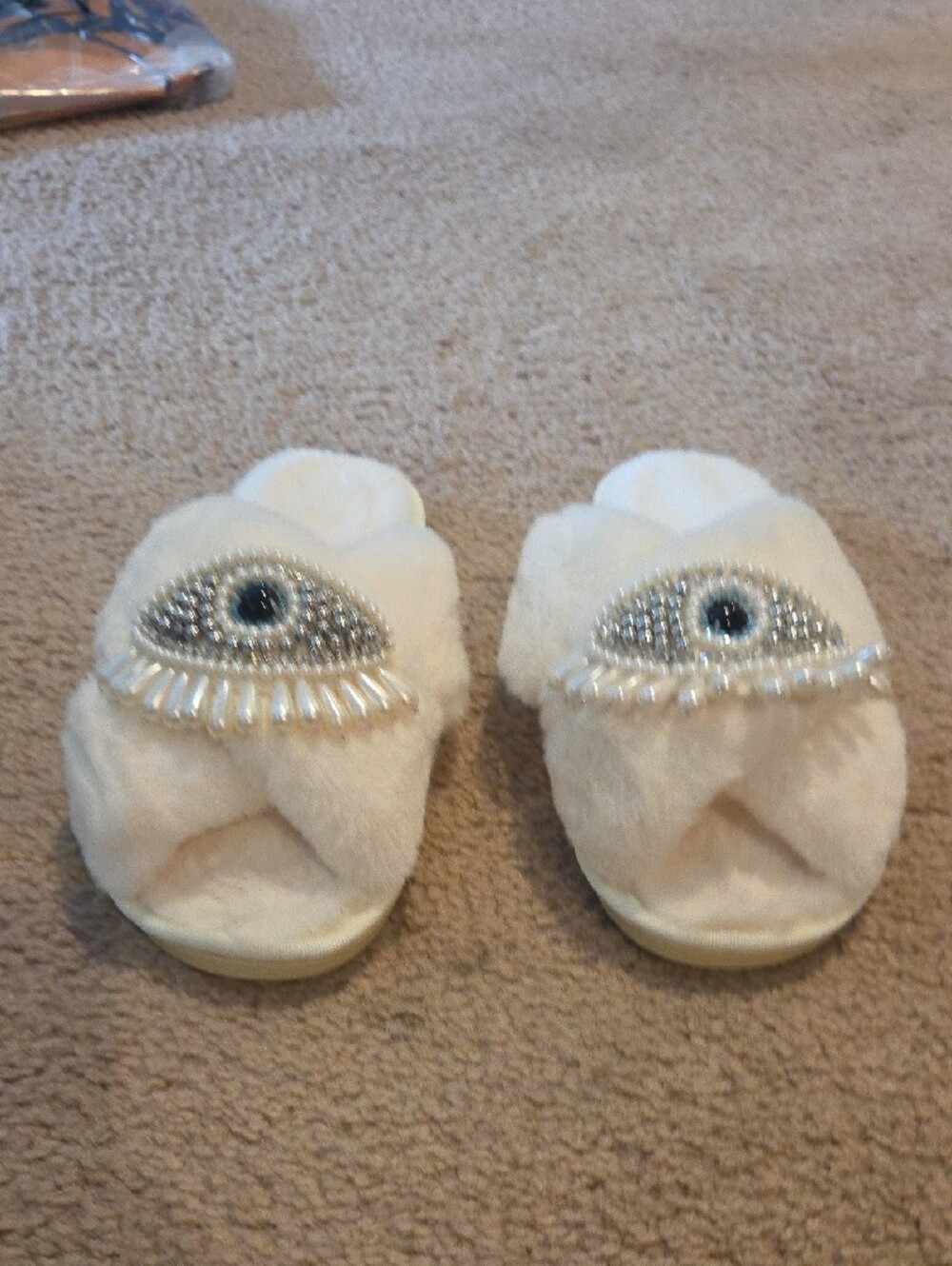 Plush White Evil Eye Embellished Women’s Slippers - Picture 4 of 6